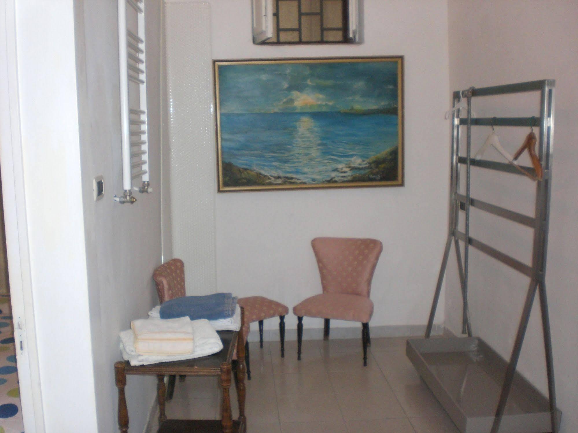 Bed & Breakfast Mare Nostrum Brindisi Bagian luar foto