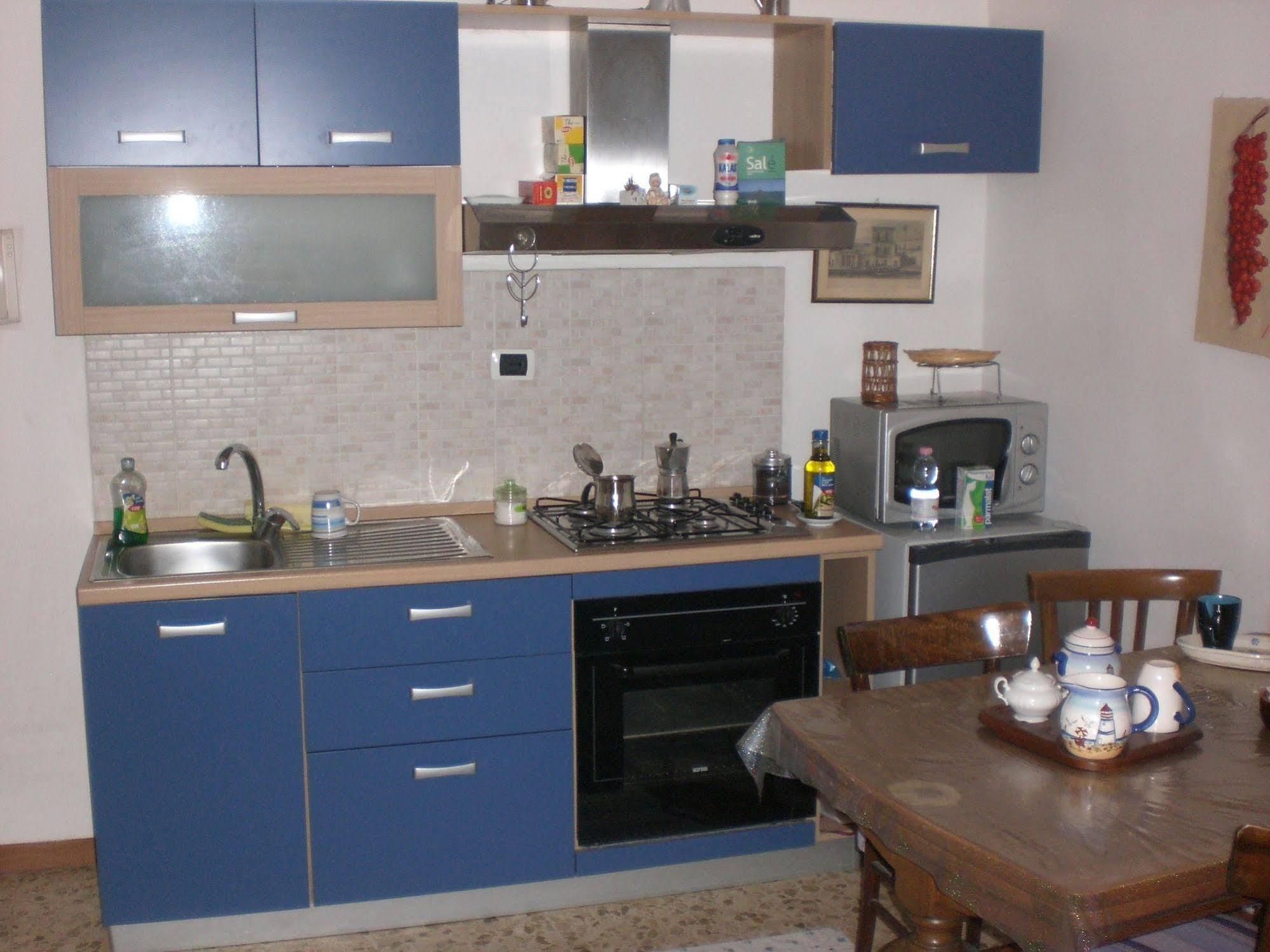 Bed & Breakfast Mare Nostrum Brindisi Bagian luar foto