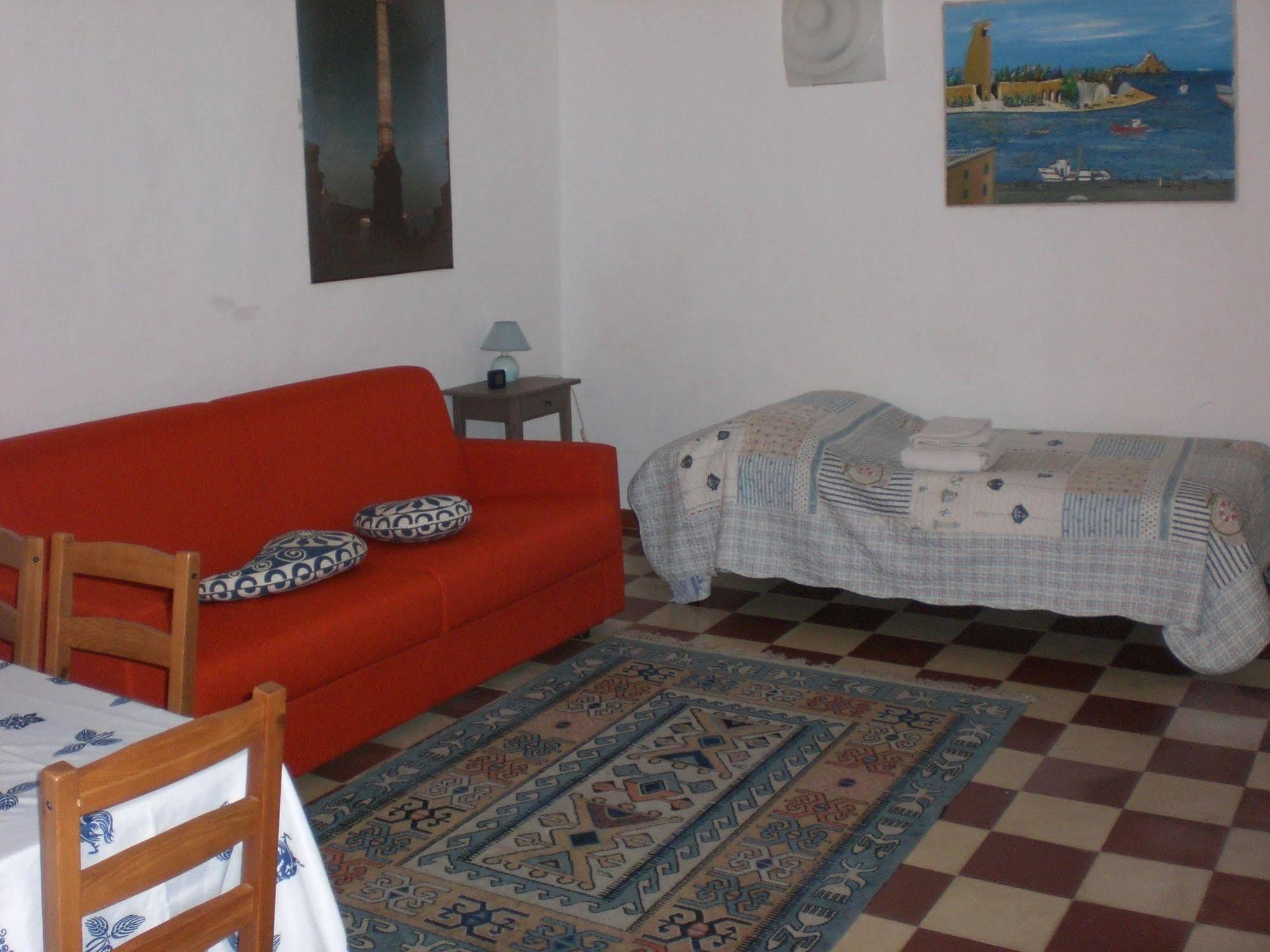 Bed & Breakfast Mare Nostrum Brindisi Bagian luar foto