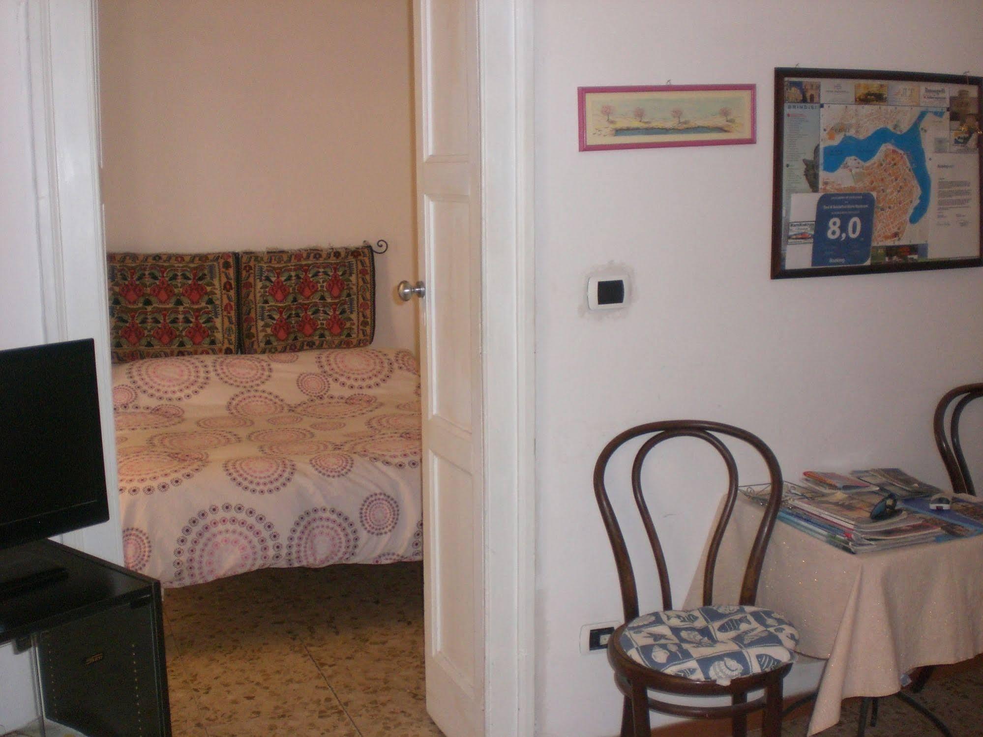 Bed & Breakfast Mare Nostrum Brindisi Bagian luar foto
