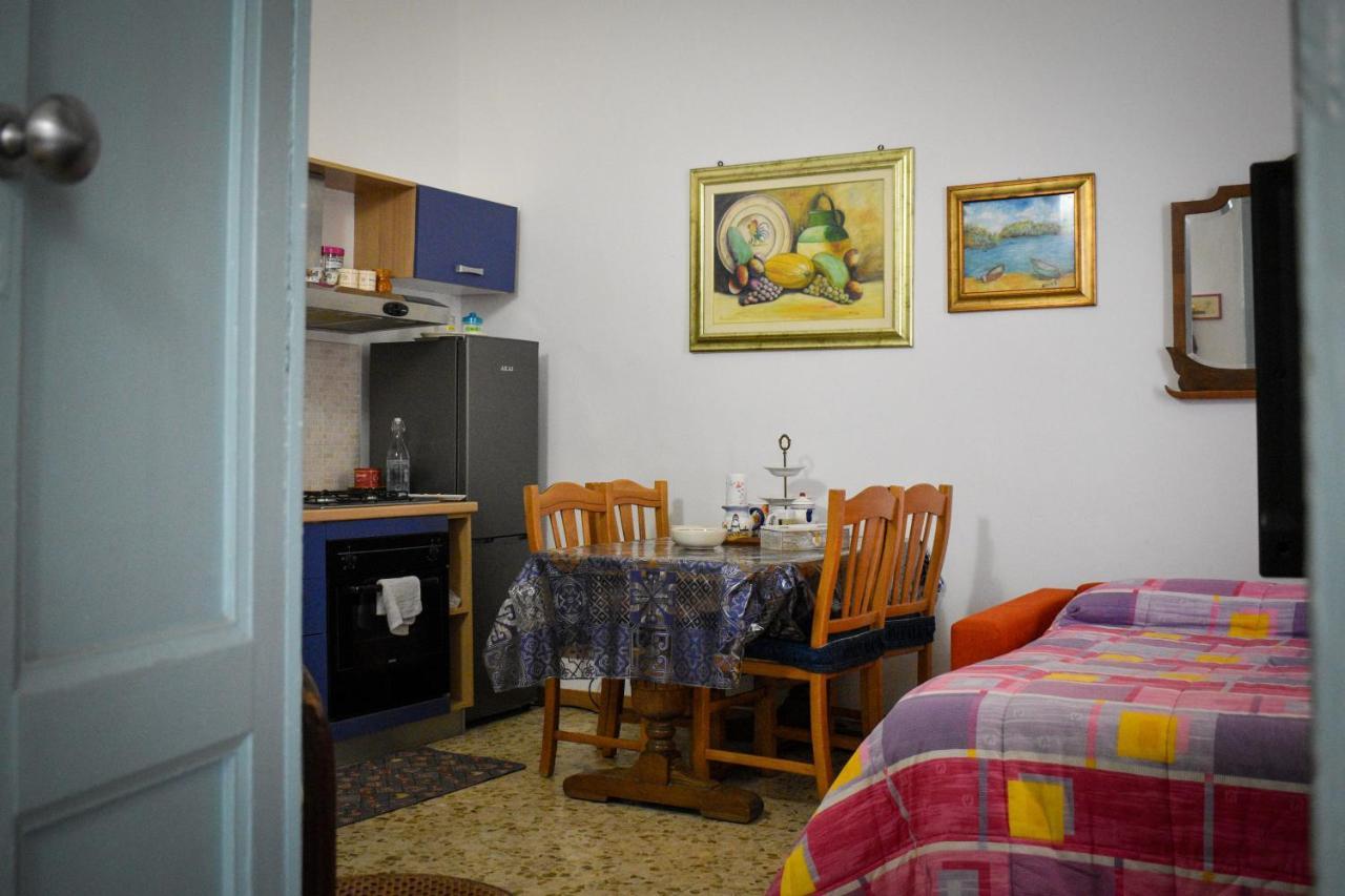 Bed & Breakfast Mare Nostrum Brindisi Bagian luar foto