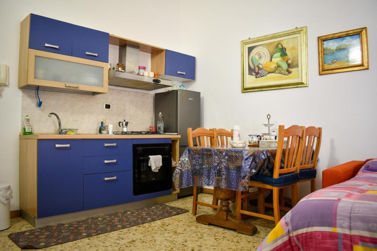 Bed & Breakfast Mare Nostrum Brindisi Bagian luar foto