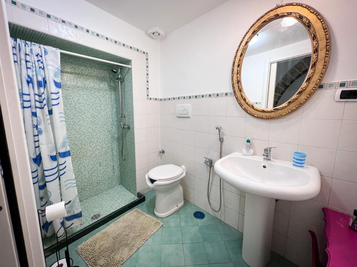 Bed & Breakfast Mare Nostrum Brindisi Bagian luar foto