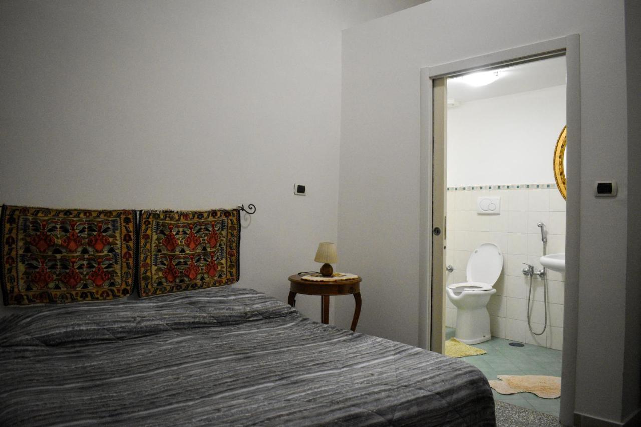Bed & Breakfast Mare Nostrum Brindisi Bagian luar foto