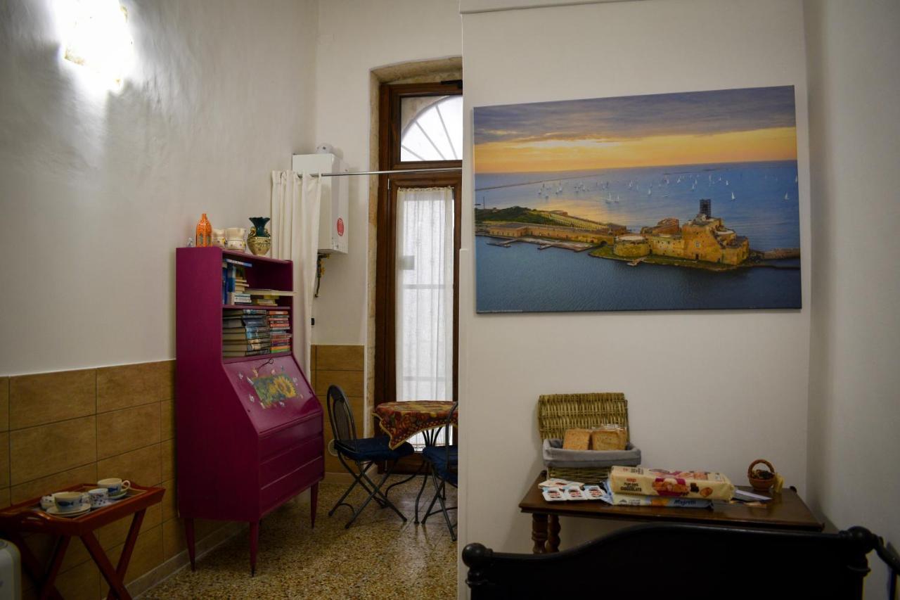 Bed & Breakfast Mare Nostrum Brindisi Bagian luar foto