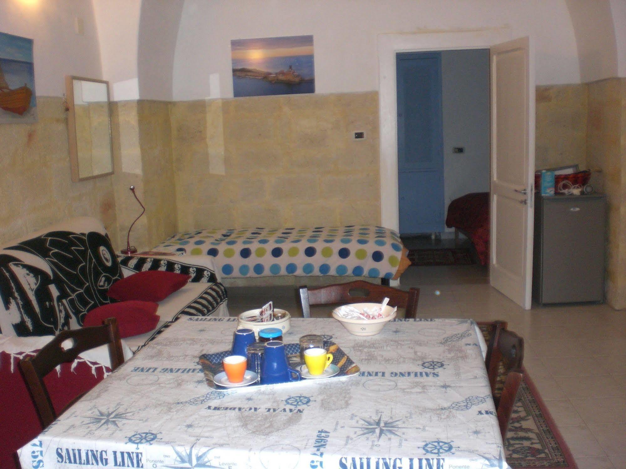 Bed & Breakfast Mare Nostrum Brindisi Bagian luar foto